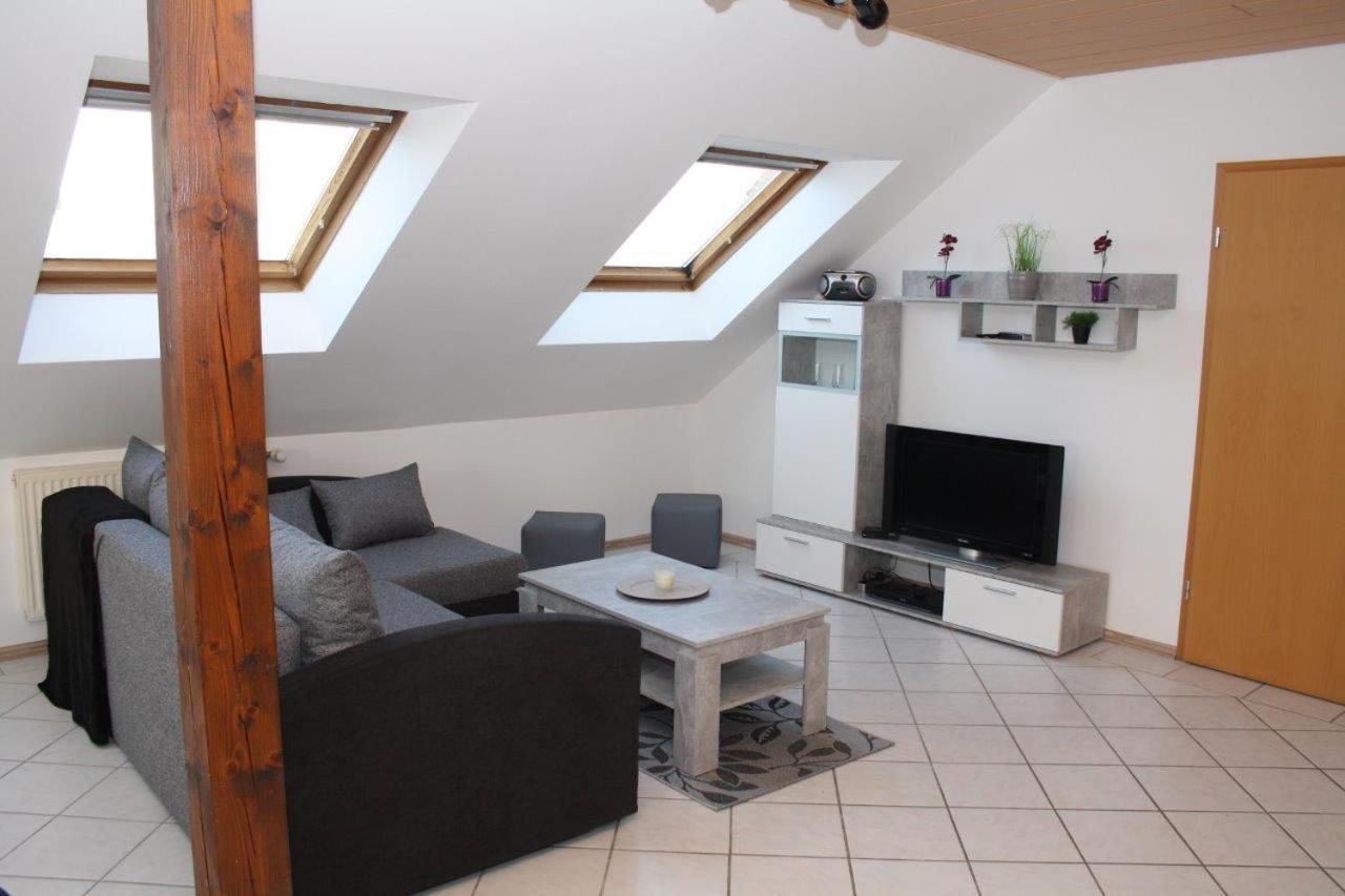Ferienwohnung Kempf Mandelbachtal Ommersheim المظهر الخارجي الصورة